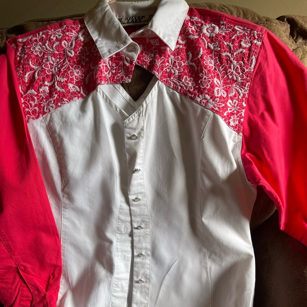 Vintage women's Silver Lake Wrangler western shirt wot size
large
67/80